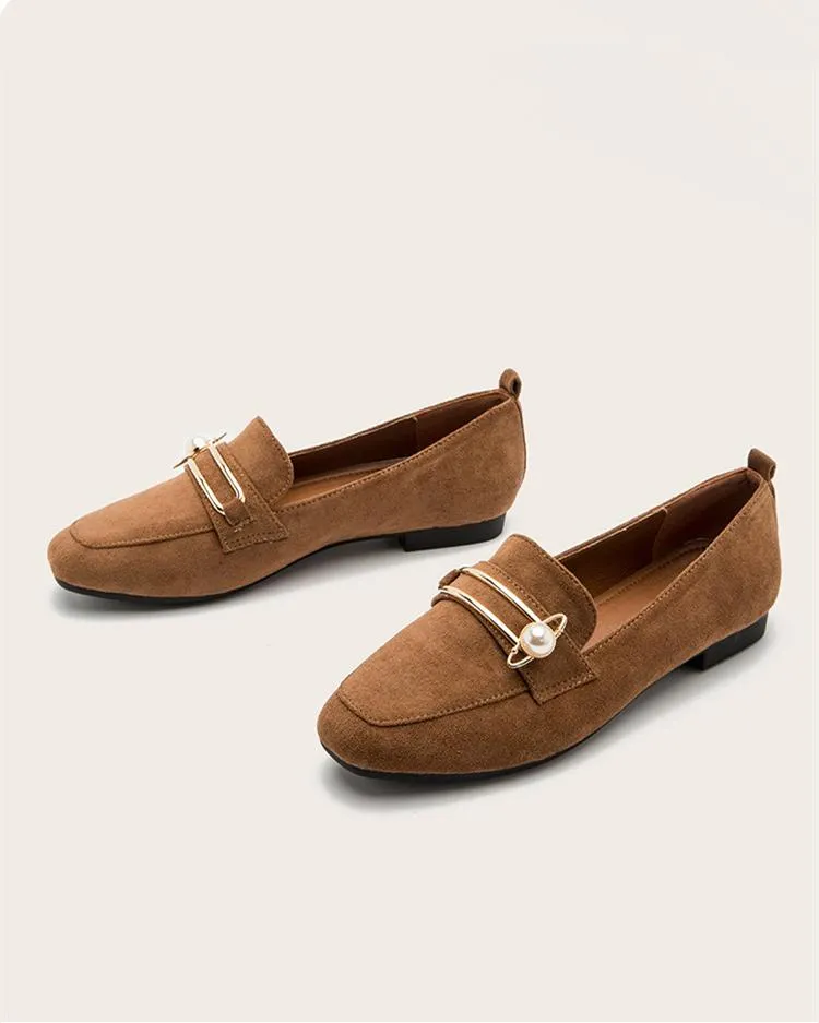Flat Loafers With Metal Decor - Brown