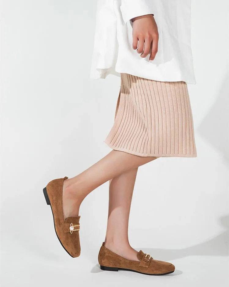 Flat Loafers With Metal Decor - Brown