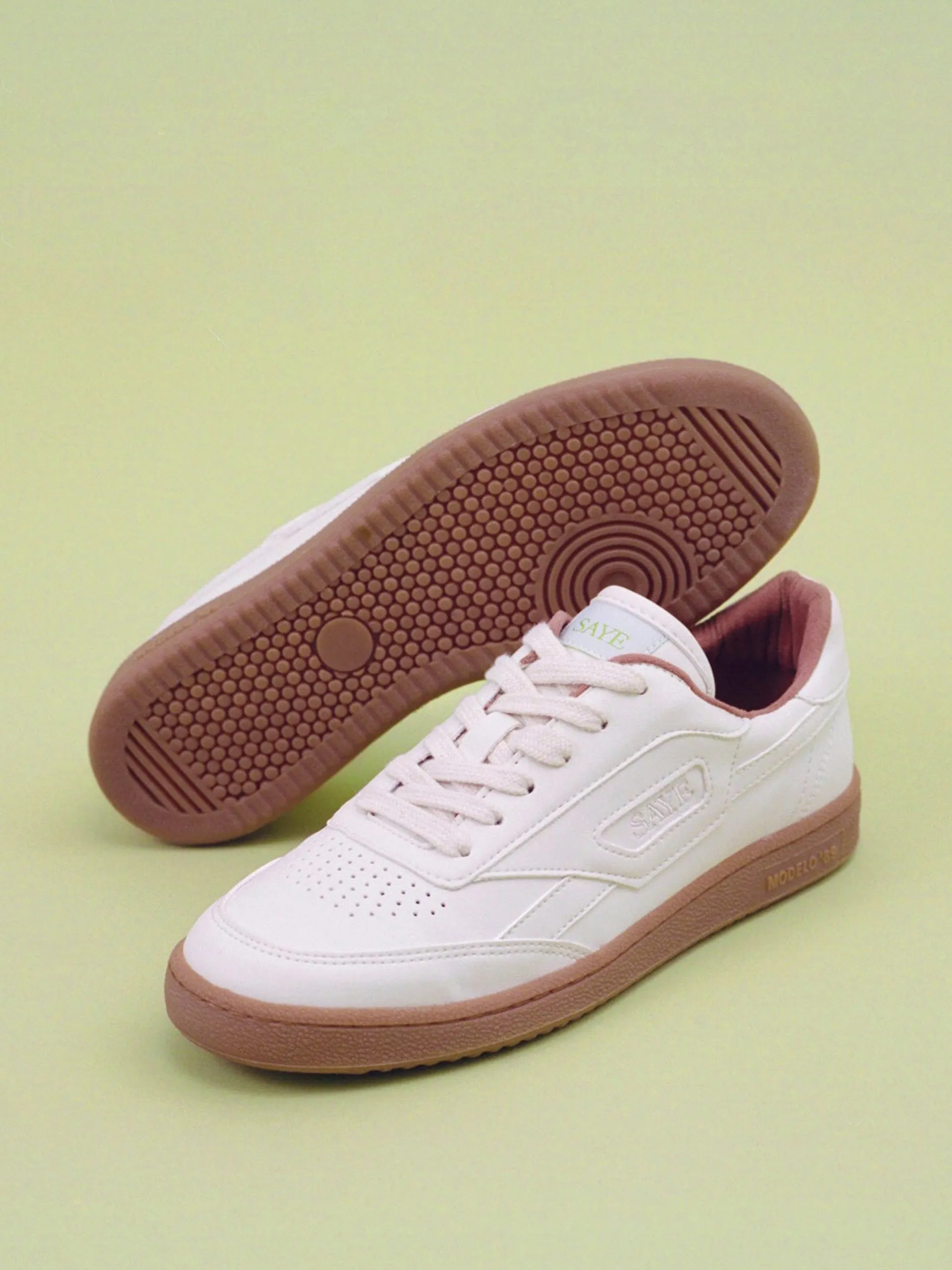 Modelo ’89 trainers in Caramel