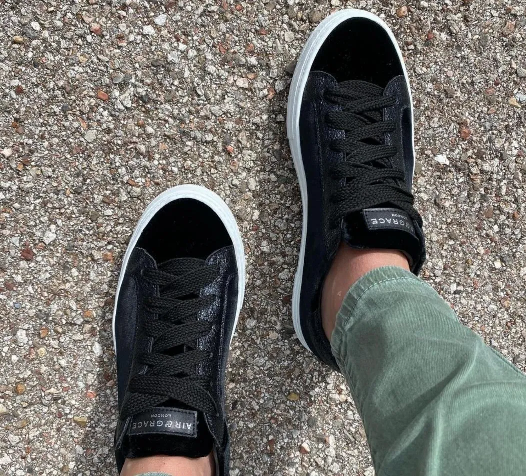 Roxy: Black Velvet Trainers