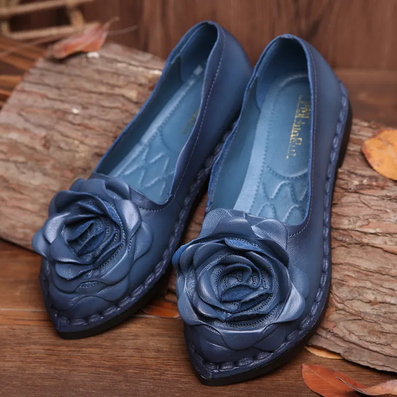 Rumour Has It | Rose Head Tassel-Accent Joyce Loafers