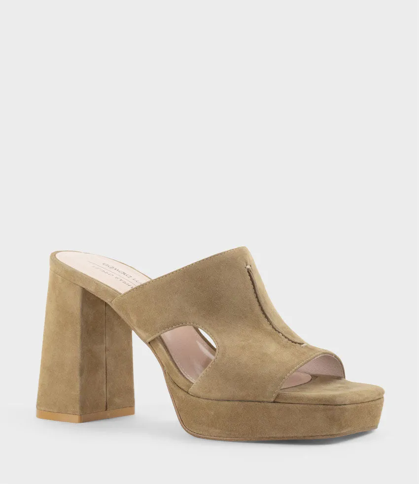 RYLIE95 Platform Slide with Cut-out in Camel Suede