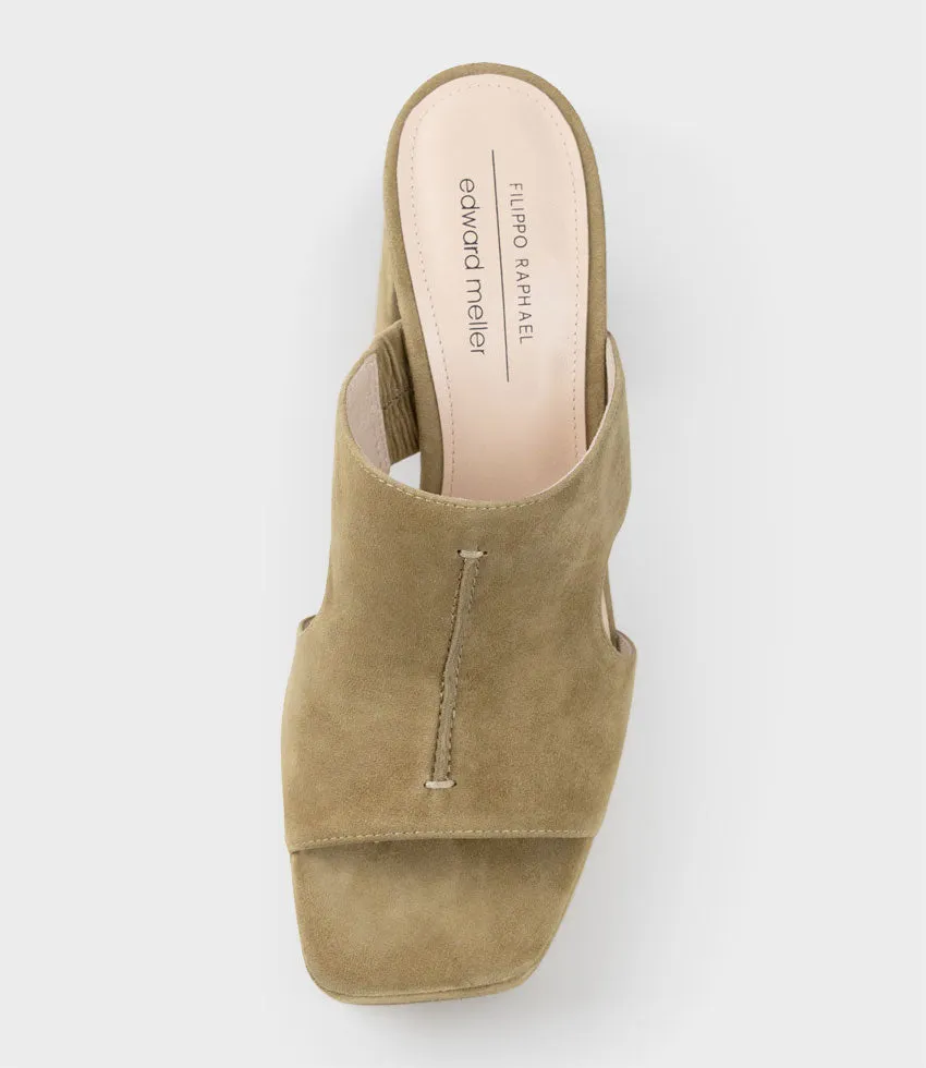 RYLIE95 Platform Slide with Cut-out in Camel Suede