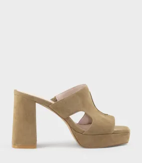 RYLIE95 Platform Slide with Cut-out in Camel Suede