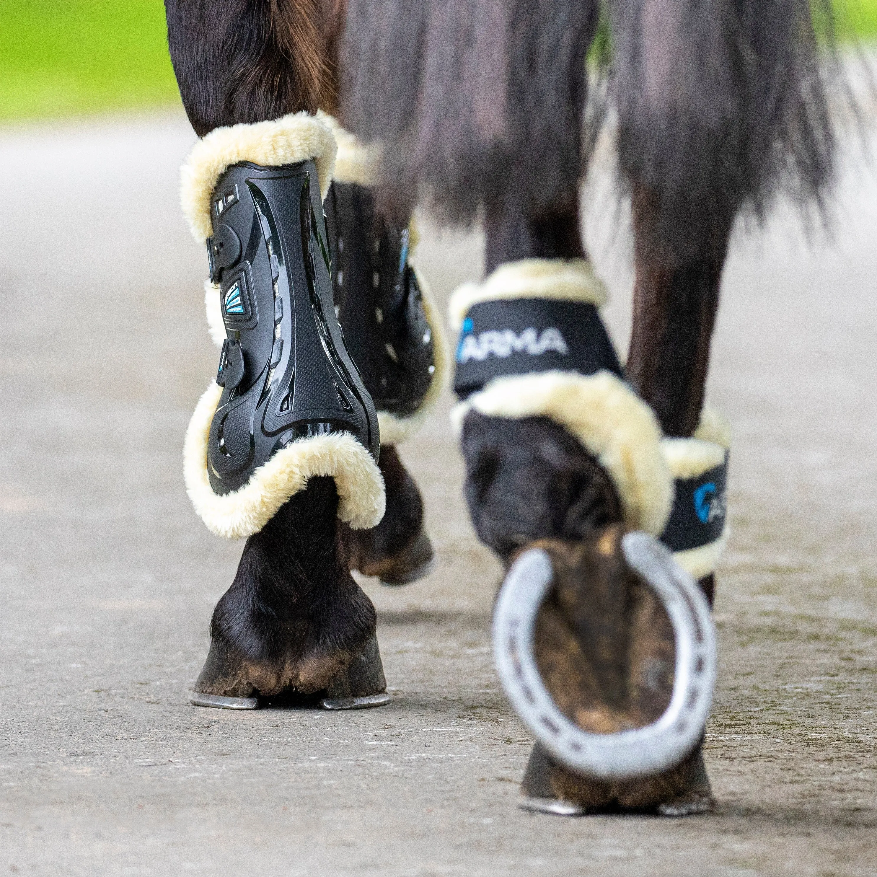 Shires ARMA Carbon SupaFleece Tendon Boots