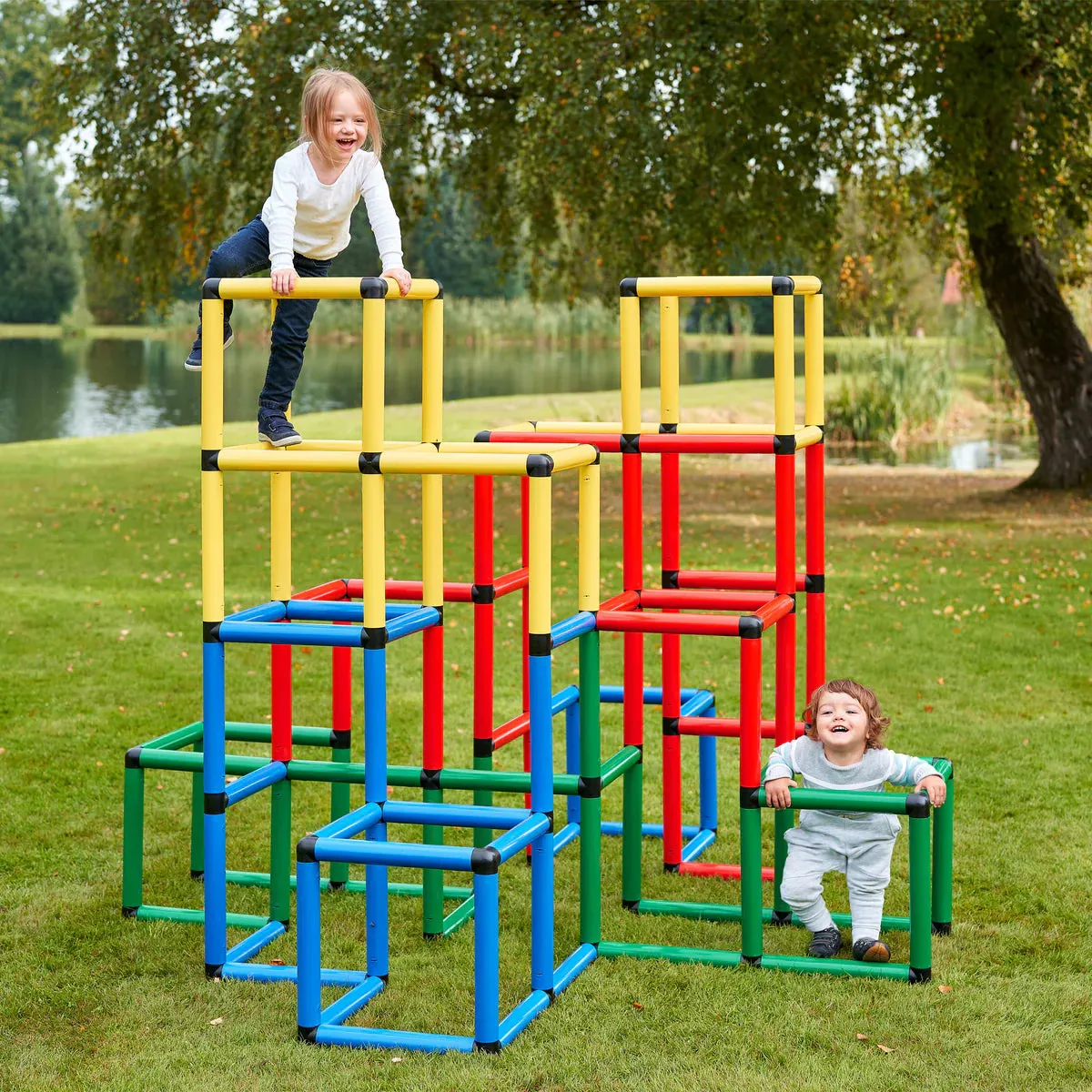 Super Climbing Pyramid