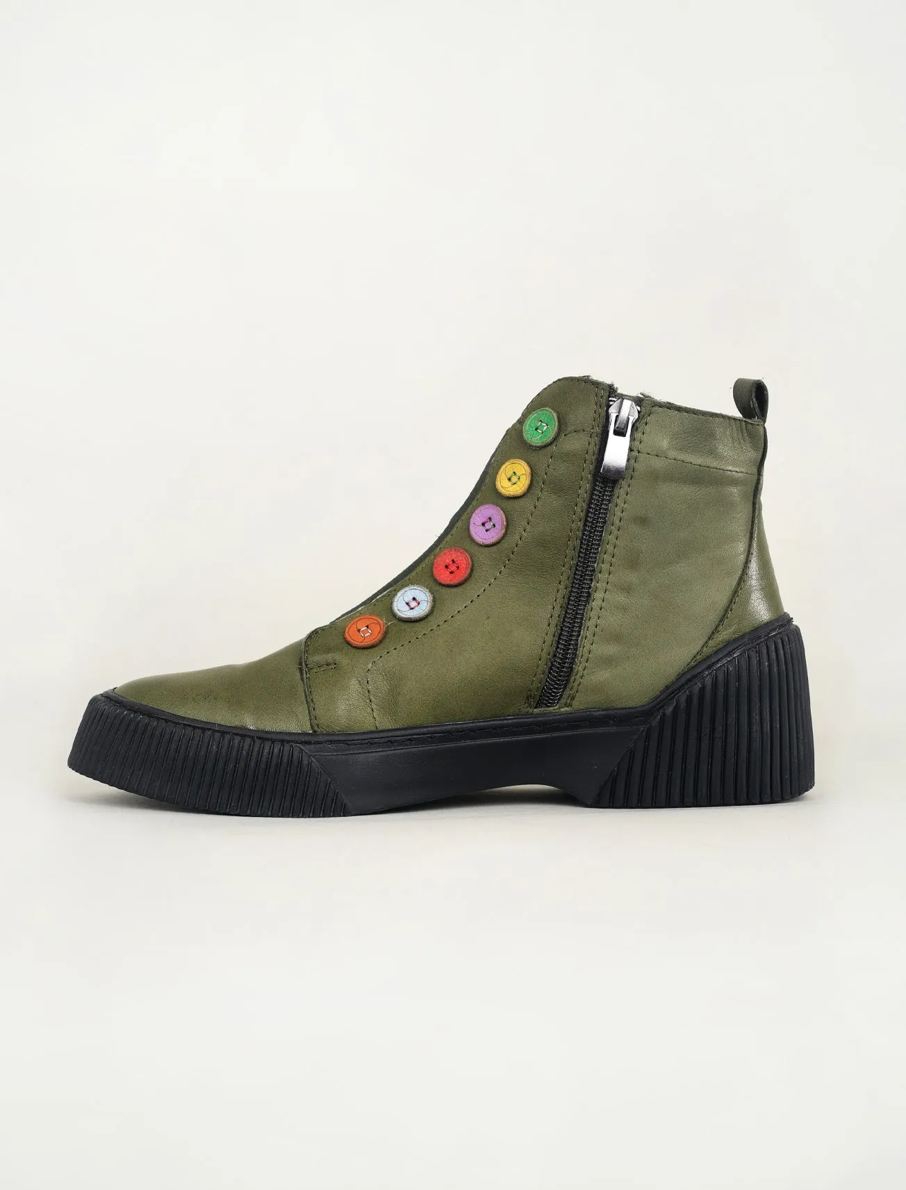 Tina Boot, Olive