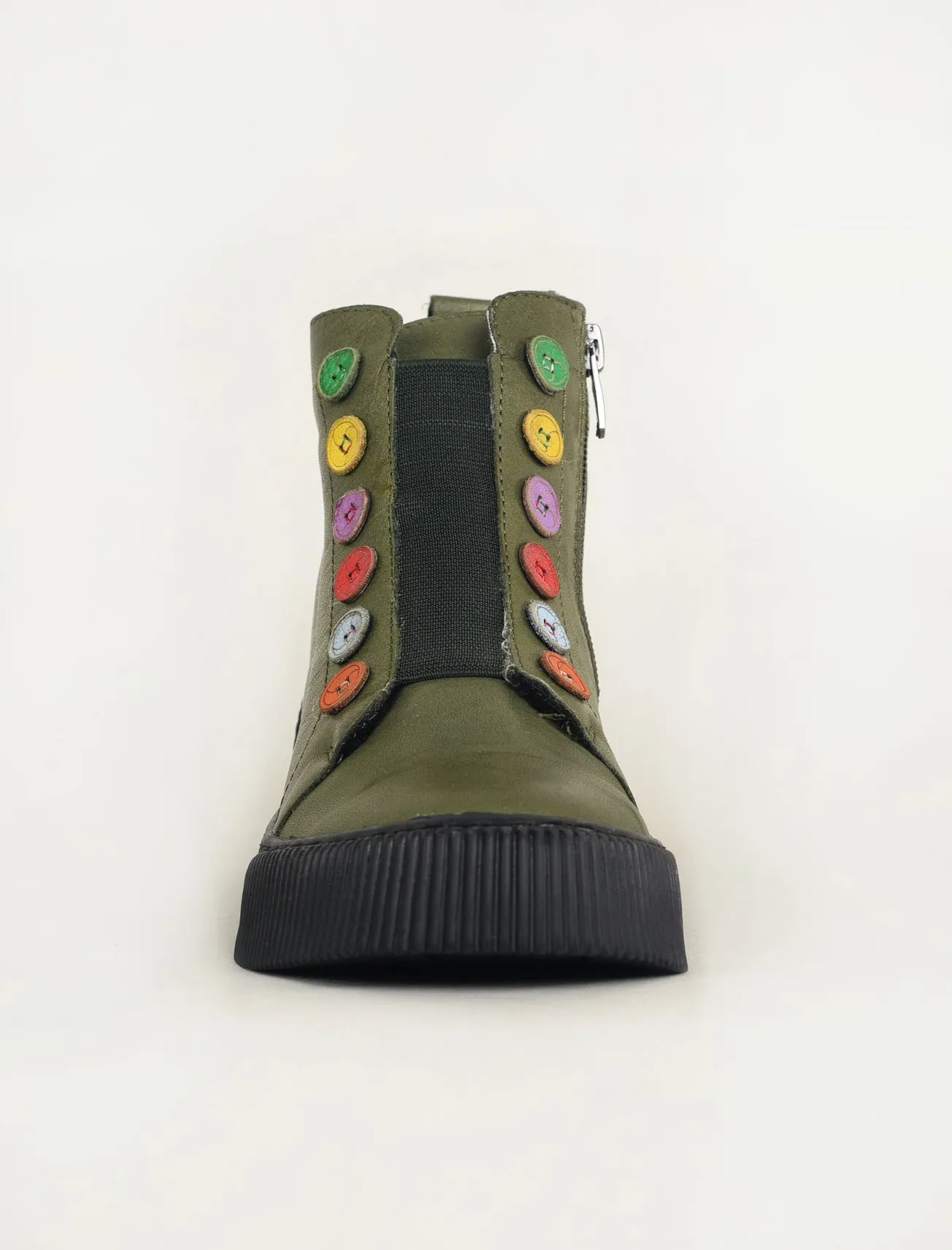 Tina Boot, Olive