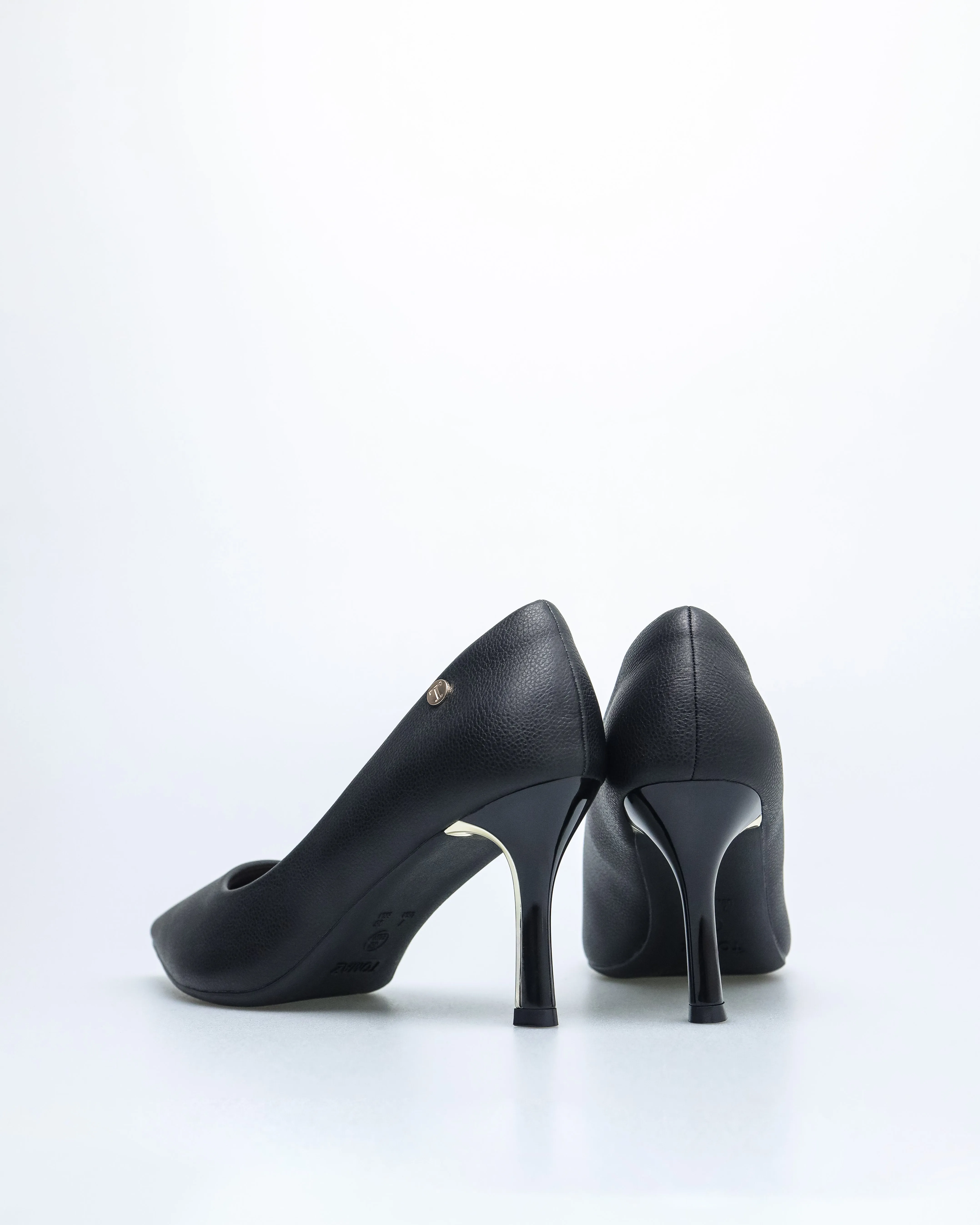 Tomaz NN352 Ladies T-Charm Pointy Heels