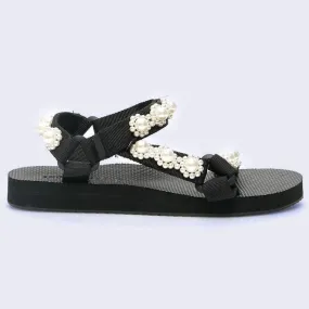 Trekky Sandals | White Pearls